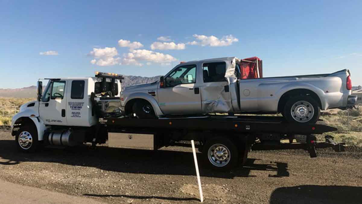 roadside vehicle being towed